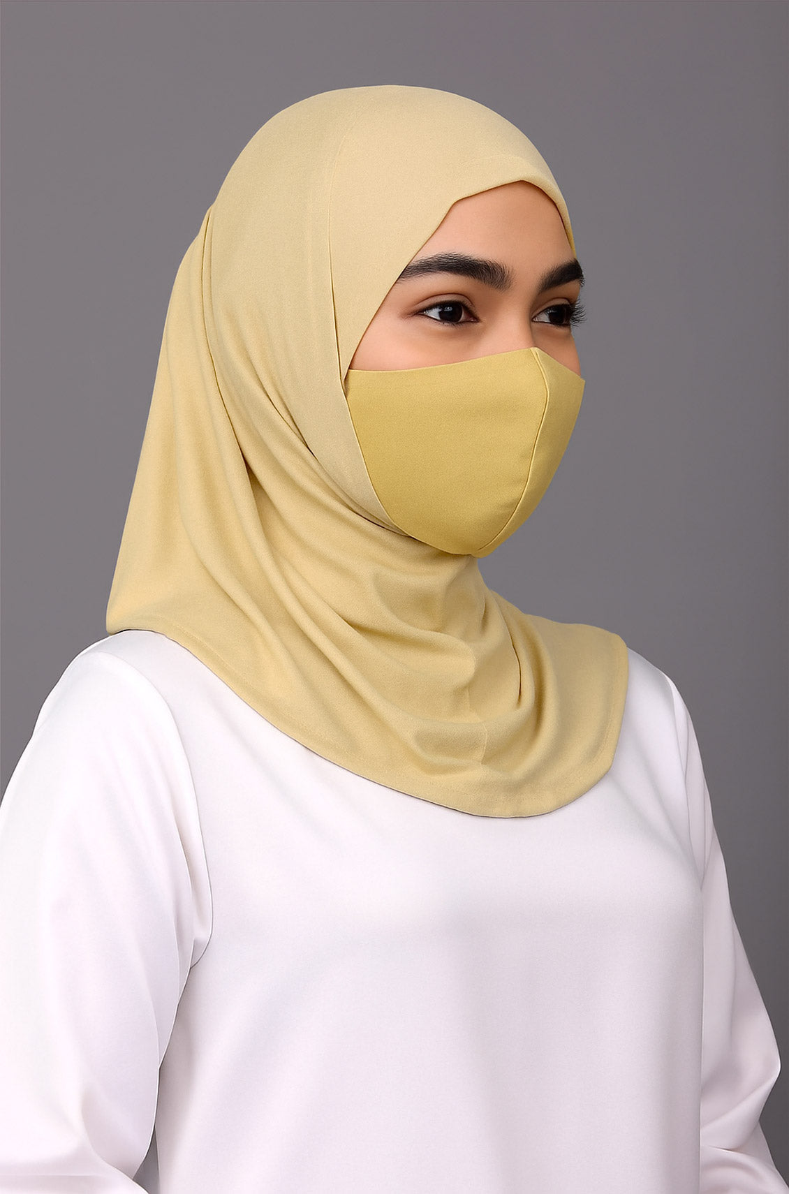 Full Coverage Under Scarf Light Gold
