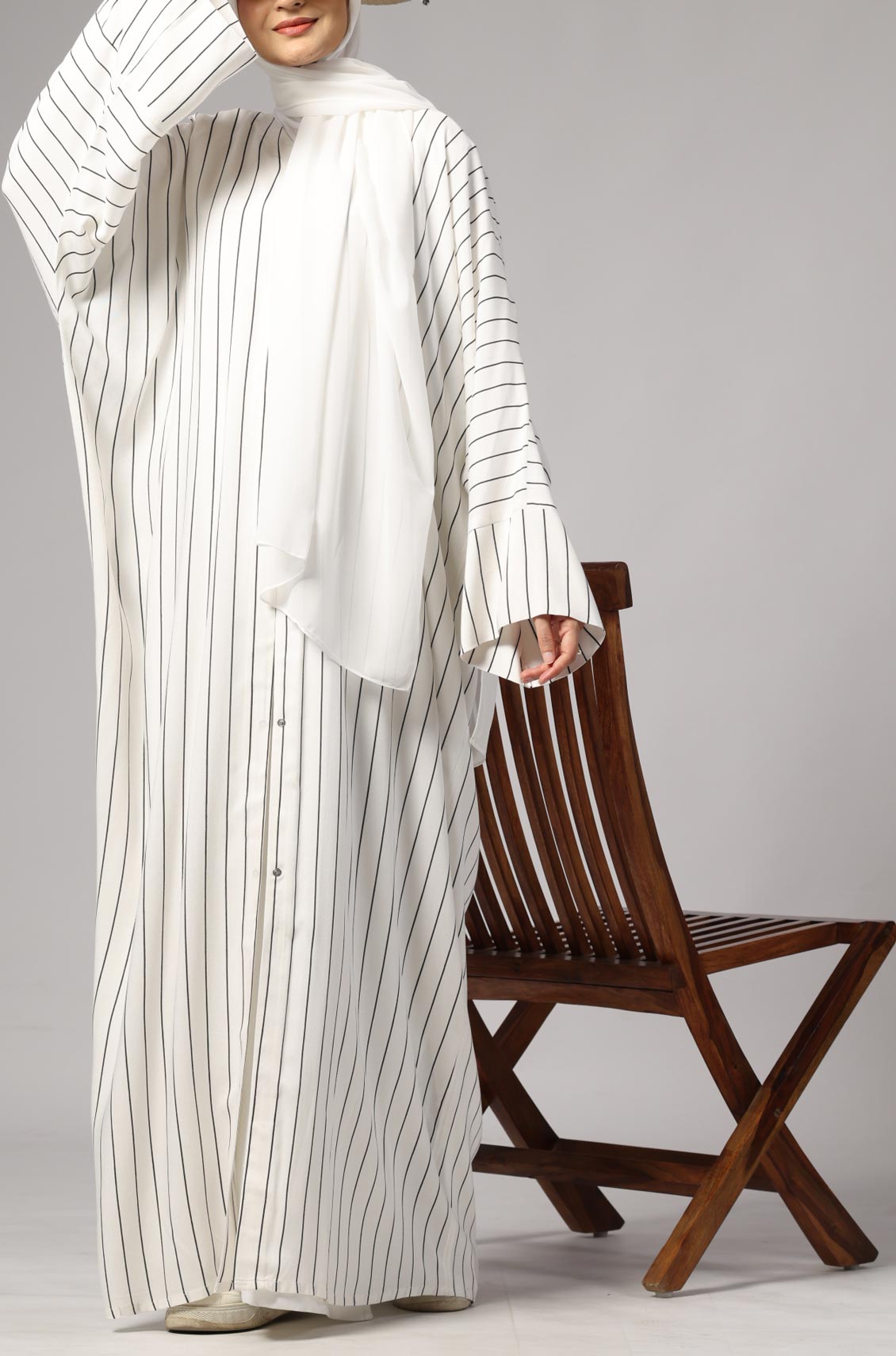 Zoya Striped Abaya- White