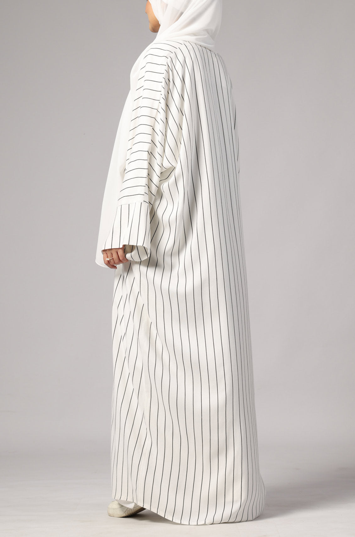 Zoya Striped Abaya- White