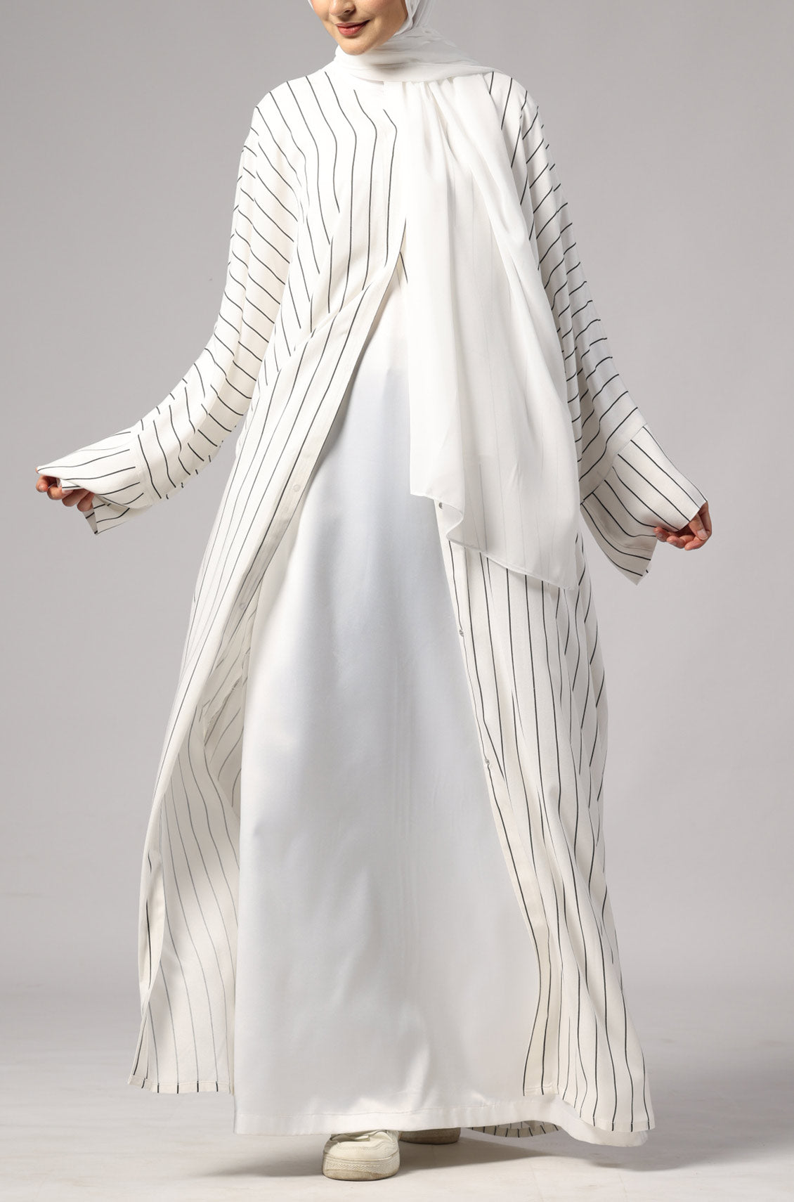 Zoya Striped Abaya- White