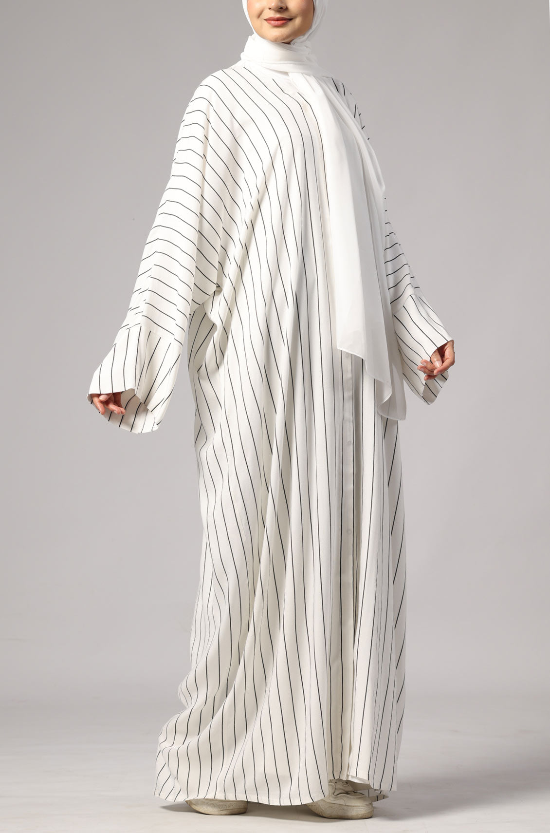 Zoya Striped Abaya- White