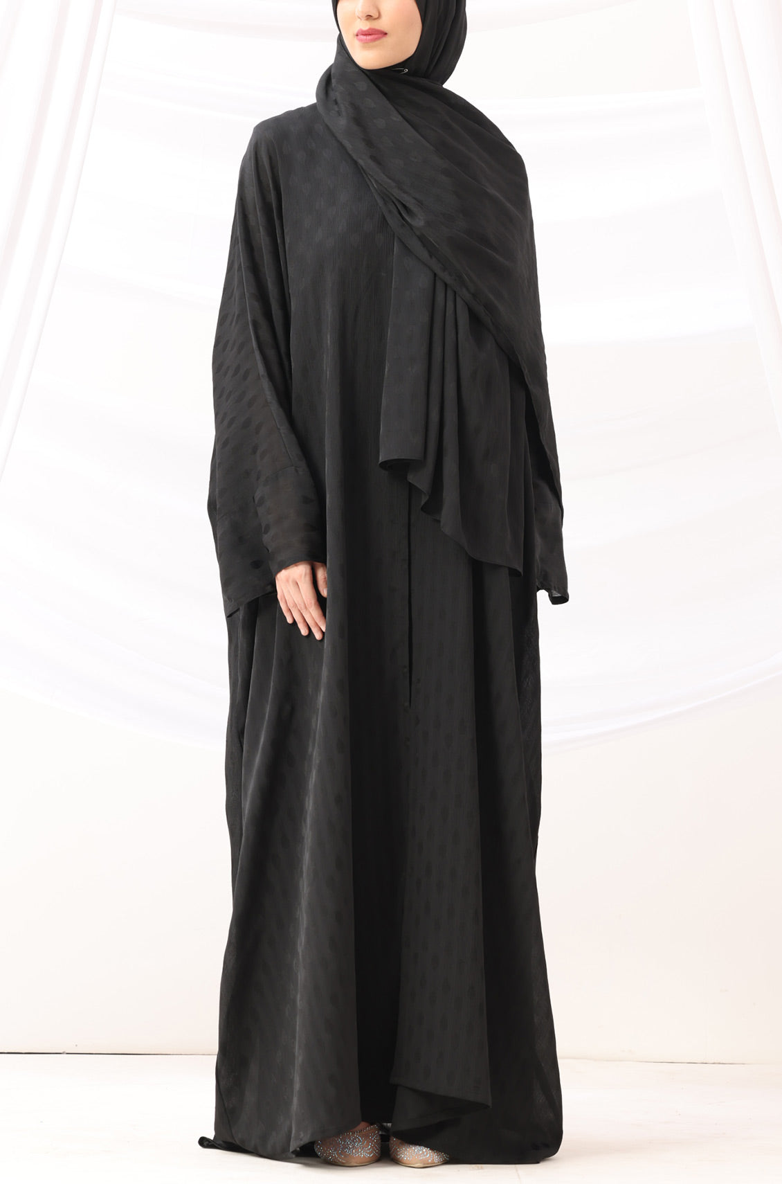 Luxe Dune Kaftan Abaya Black with Slip