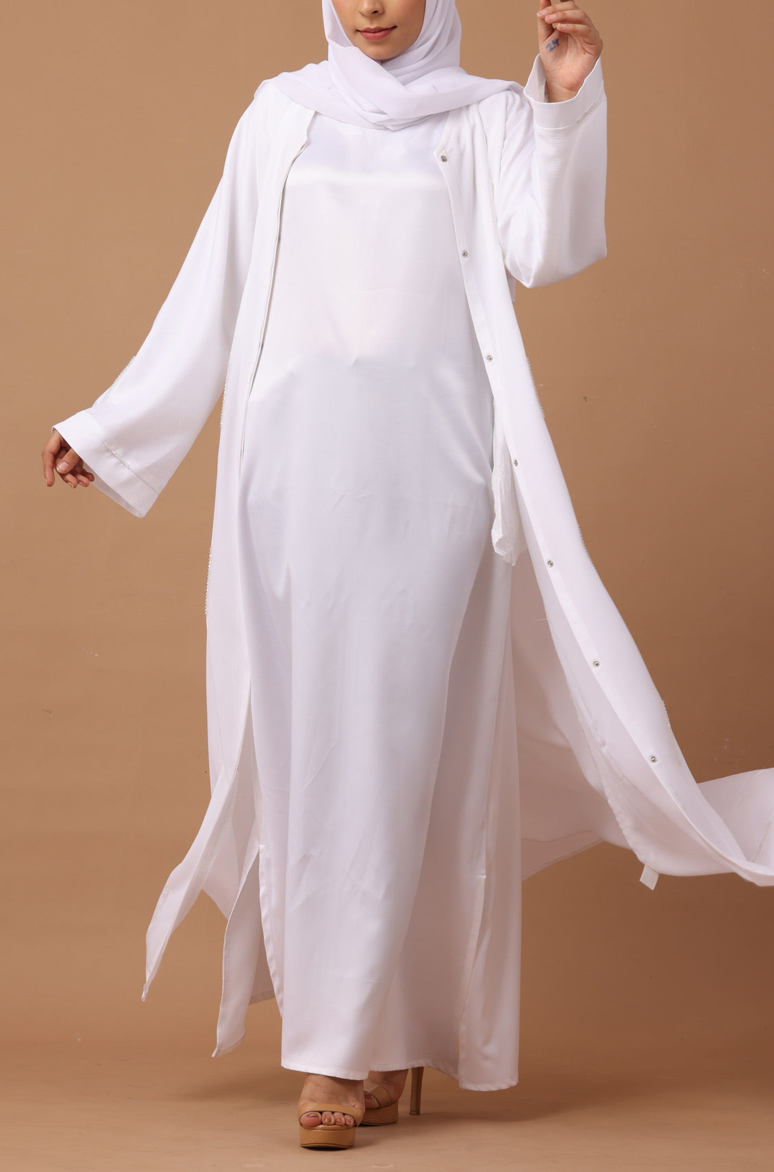 White Pearl Zoom Abaya