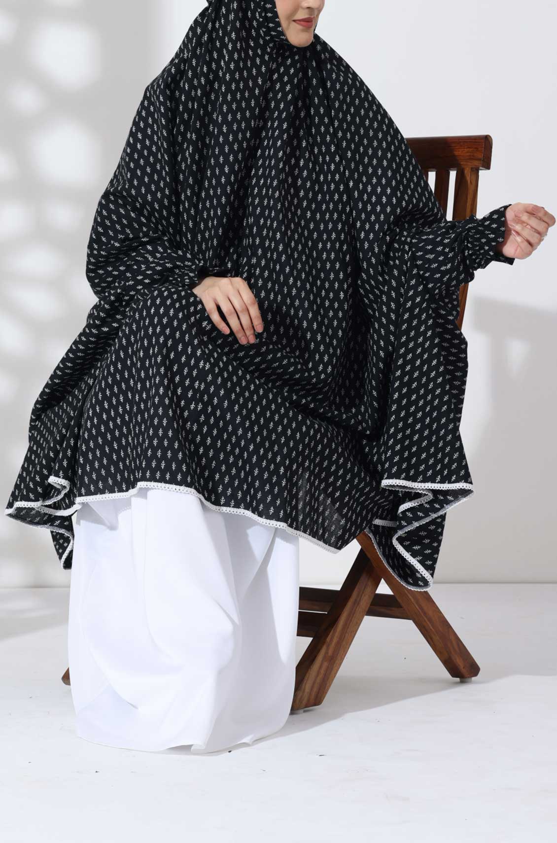 Black Fig Knee Length Cotton Namaz Makhna