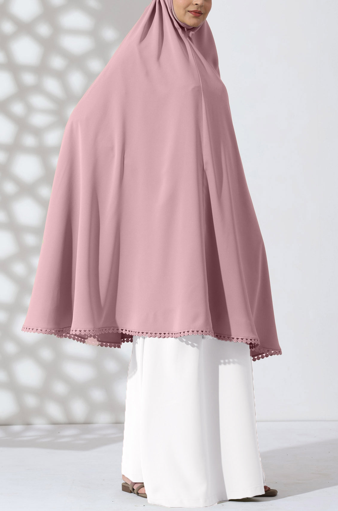 Prayer Lace Makhna Coral Pink