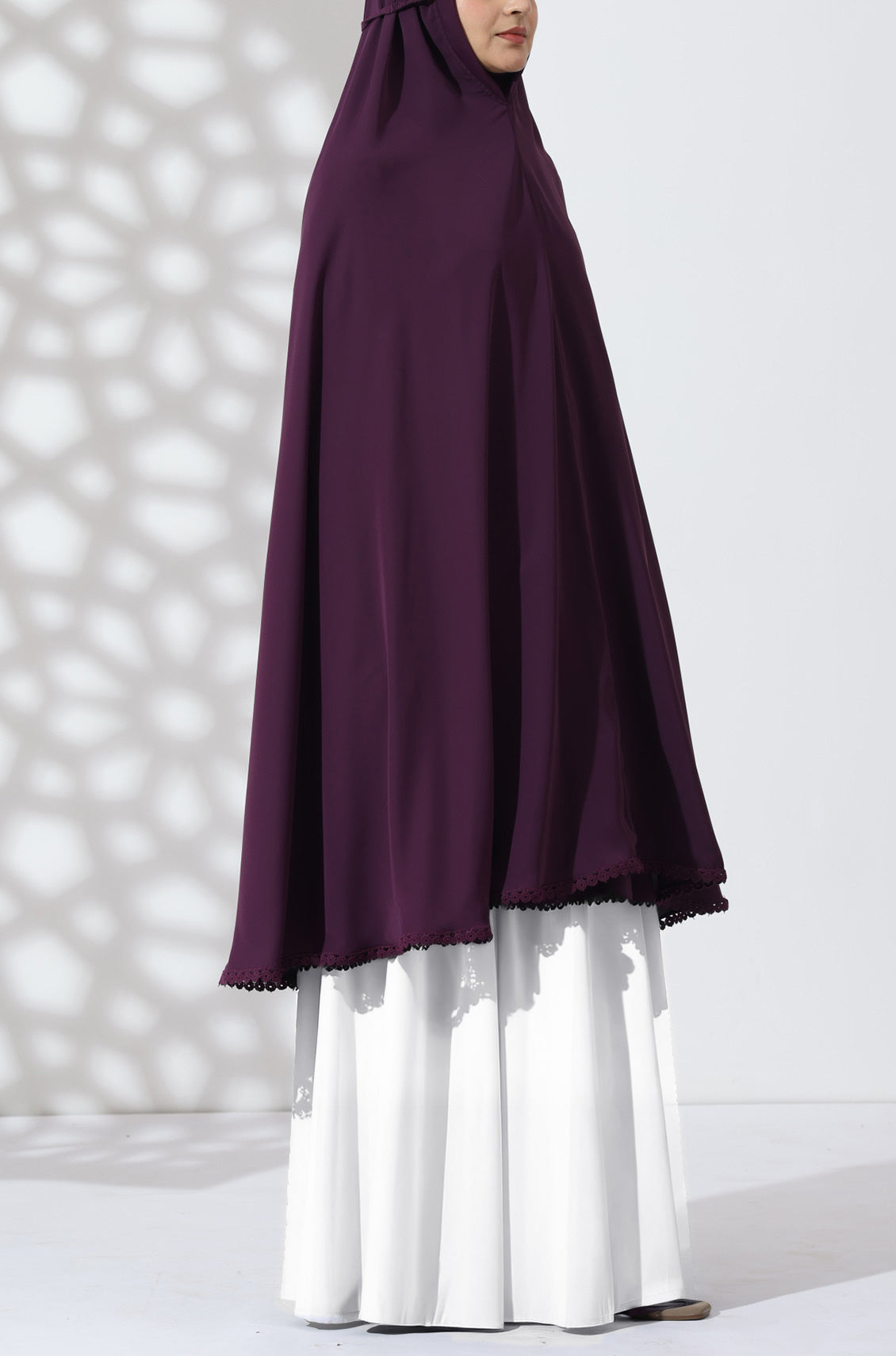 Prayer Lace Makhna Deep Plum