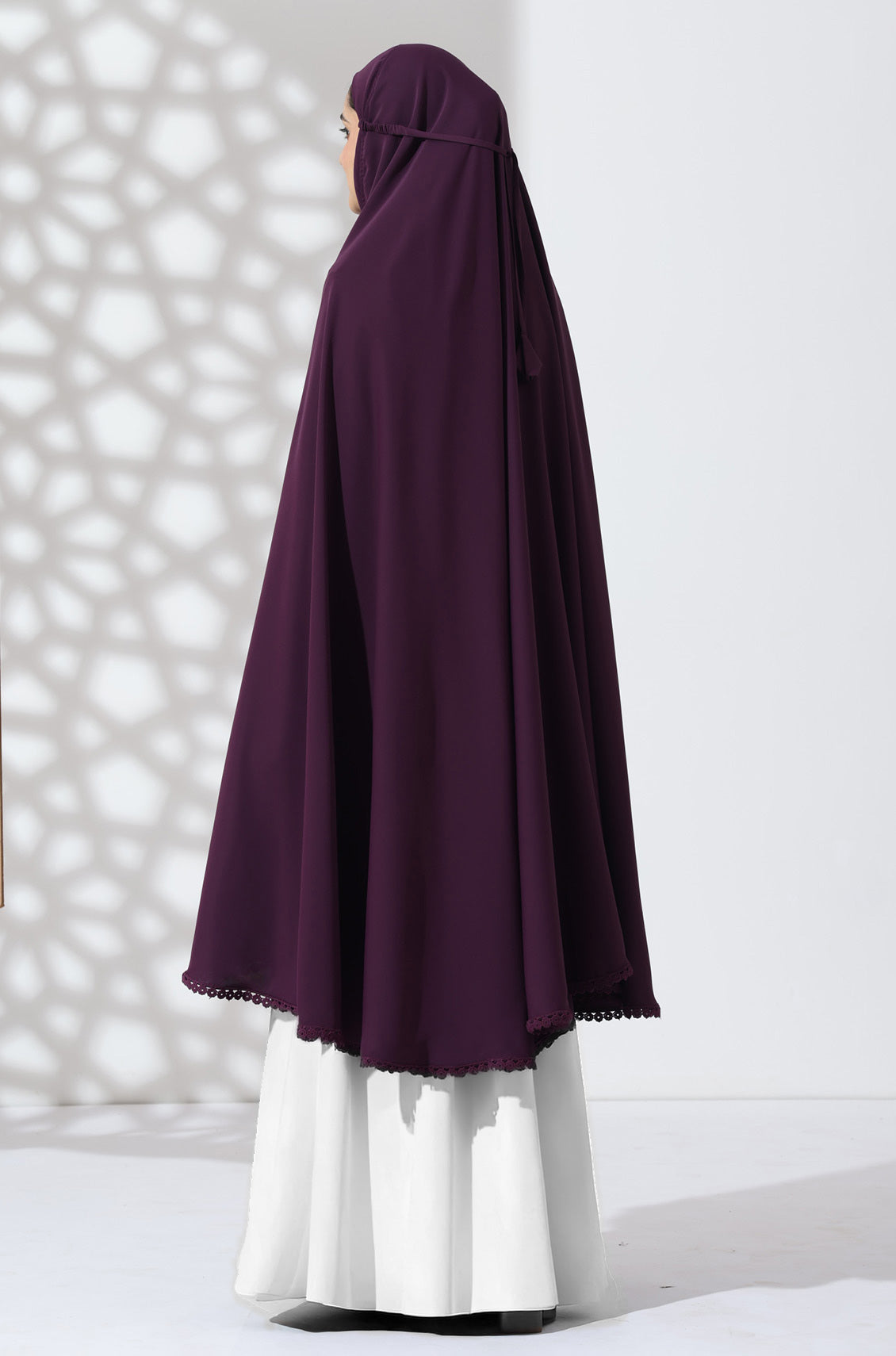 Prayer Lace Makhna Deep Plum