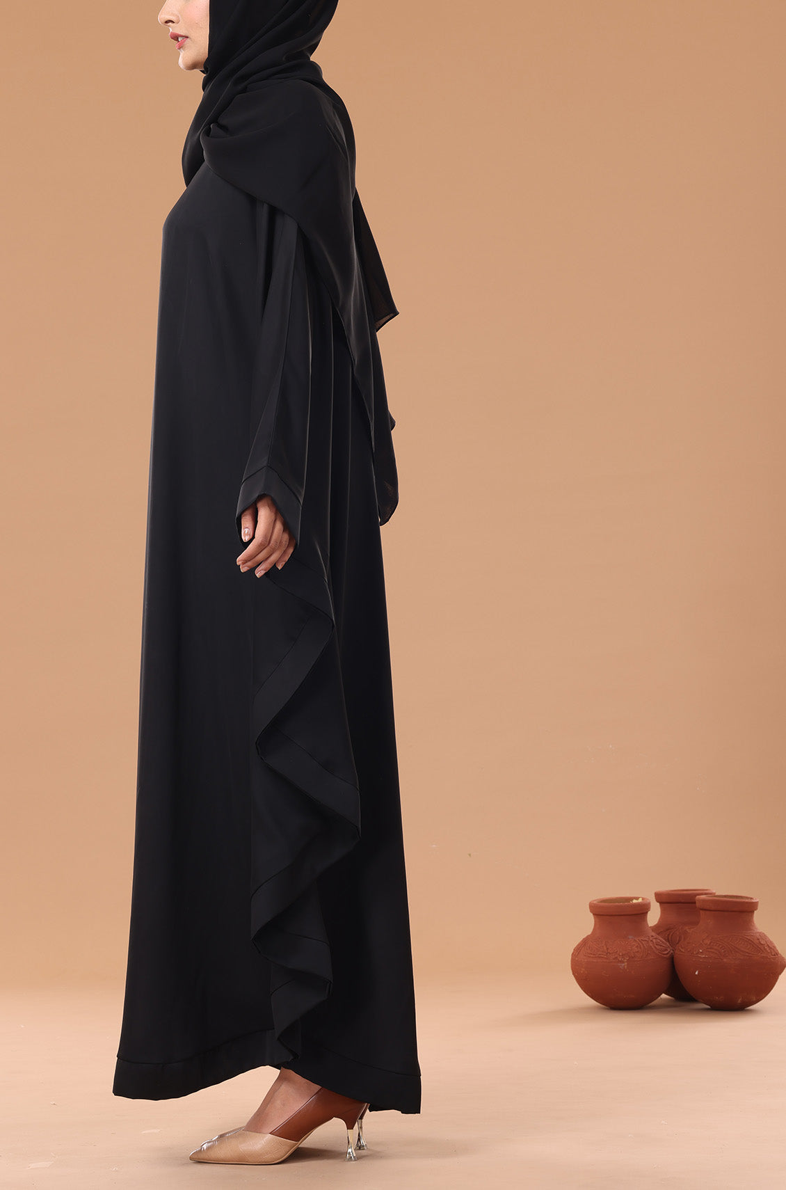 Black Nida Frill Kaftan