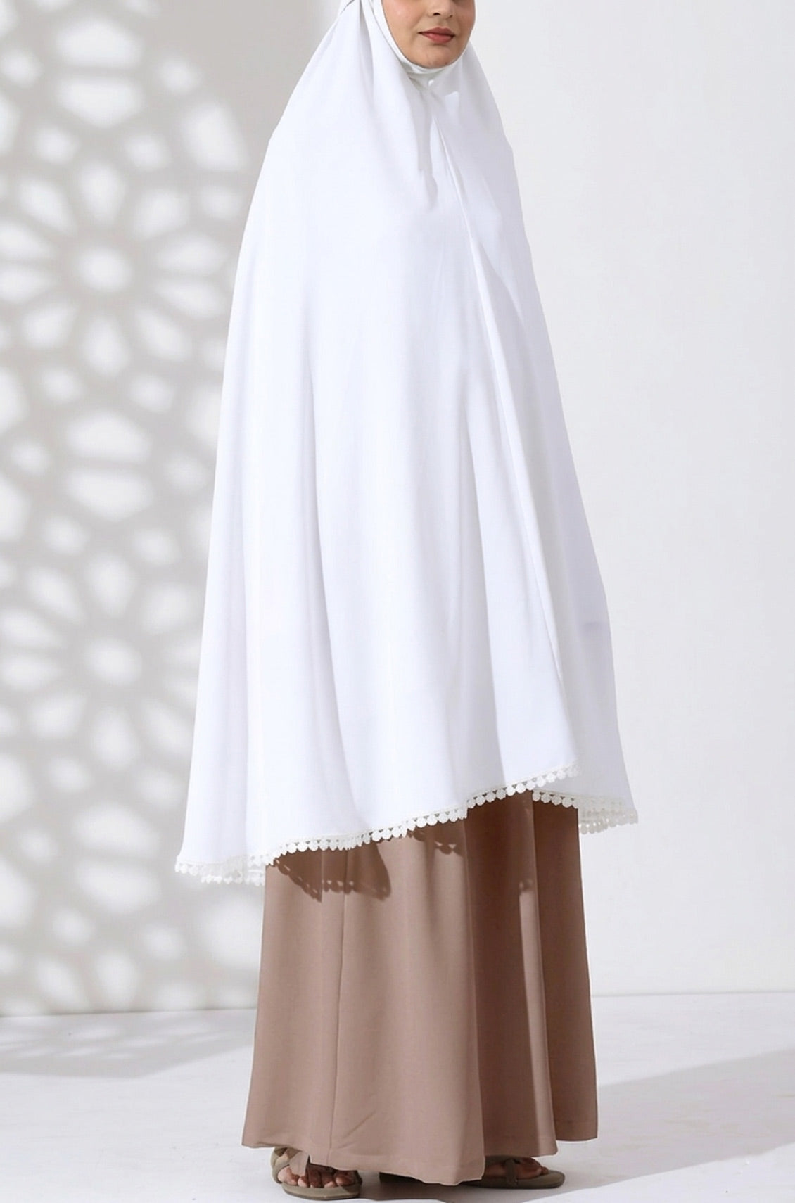 Prayer Lace Makhna Pearl White